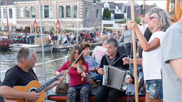 Foto Simon Duindam - Open Podium Terra Nova in De Haven