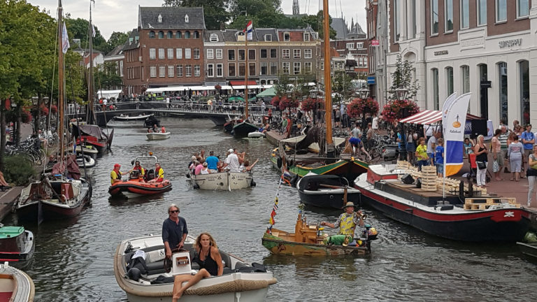 Foto Tijs Zierfuss - Notendop Aalmarkt